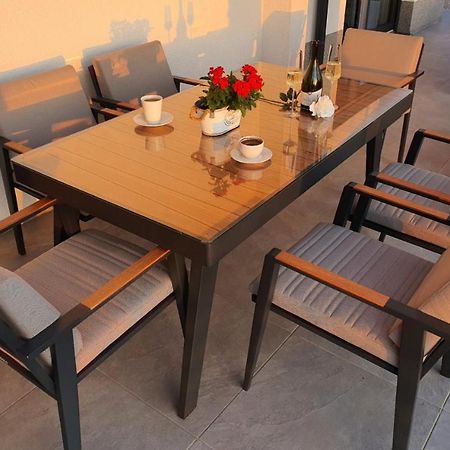 Apartament Hisa Dobrega Pocutja Kozina Zewnętrze zdjęcie